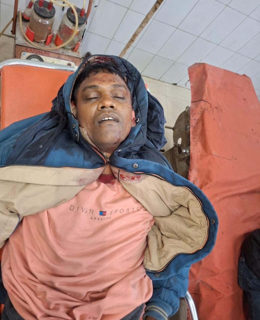टुण्डी सी आई एस एफ कैंप में दर्दनाक हादसा राइफल साफ़ करने के दौरान चली गोली जवान की हुई मौत 1 IMG 20241209 WA0000