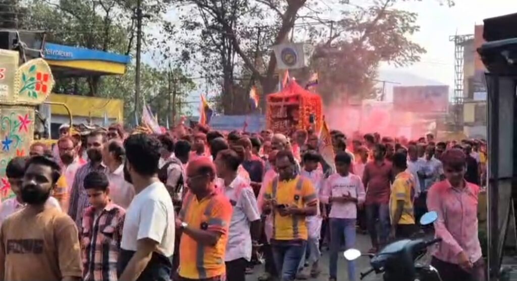 जैन शासन सैनिक संतो को विहार कराते समय अपधात के कारण शाहिद हुआ खापोली का मीत विनोद जैन 5 IMG 20241224 WA0007