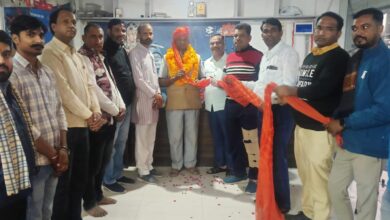 शाहपुरा में लोकतंत्र सेनानी कन्हैयालाल धाकड़ का जन्मोत्सव मनाया 16 WhatsApp Image 2024 12 01 at 8.25.10 PM