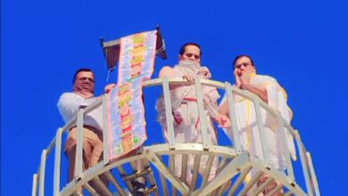 बोया श्री शांतिनाथ जैन मंदिर ध्वजा के दिन मंडल द्वारा 36 कौम में बूंदी पैकेट प्रसादी स्वरूप हर घर पहुंचाया 11 WhatsApp Image 2024 12 07 at 4.27.19 PM e1733574110427