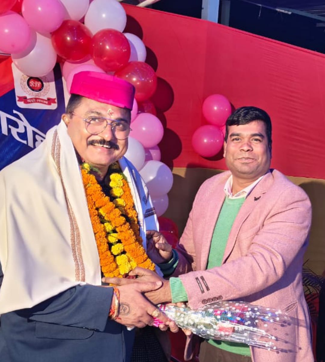 रेलवे सहायक सुरक्षा आयुक्त गोकुल शिवदास सोनोनी के सम्मान में हुआ विदाई समारोह, अधिकारियों ने की दीर्घायु होने की कामना 1 WhatsApp Image 2024 12 10 at 6.15.09 PM