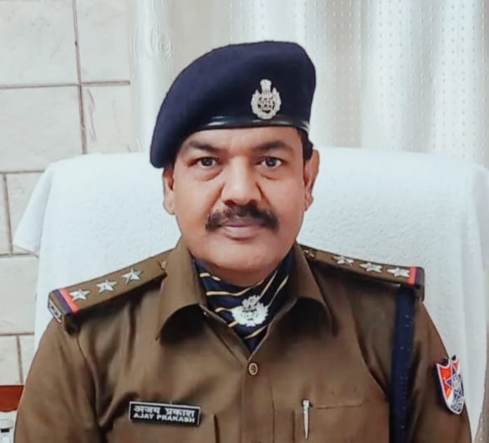 रेलवे बोर्ड की अनुशंसा पर गया और सासाराम के आरपीएफ इंस्पेक्टर अजय प्रकाश व संजीव कुमार किए जाएंगे पुरस्कृत 1 WhatsApp Image 2024 12 11 at 4.01.22 PM