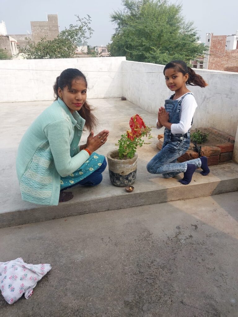 सेवा भारती और वेलिंगटन इंग्लिश एकेडमी सादड़ी ने तुलसी पूजन दिवस मनाया 5 WhatsApp Image 2024 12 25 at 5.48.06 PM