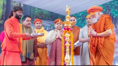 महाकुंभ में स्वामी अवधेशानंद ने सुनाई श्रीमद्भागवत कथाः कहा- प्रथम साधन है श्रवण, महाकुंभ और कथा की महत्ता पर दिया जोर 13 IMG 20250107 WA0048