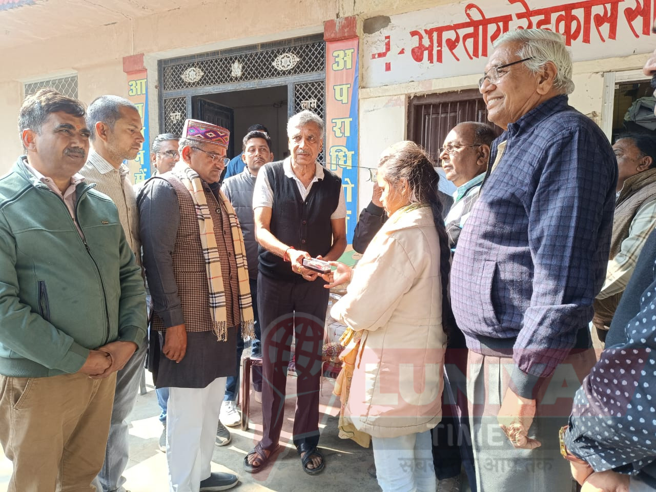 जरूरतमंद मां विहीन बेटी के विवाह का सहारा बनी रेडक्रास सोसायटी पाली 1 IMG 20250114 WA0007