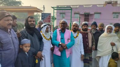 हज यात्रा पर जा रहे 45 हाजियों को दी गई भावभीनी विदाई 16 IMG 20250131 WA00101