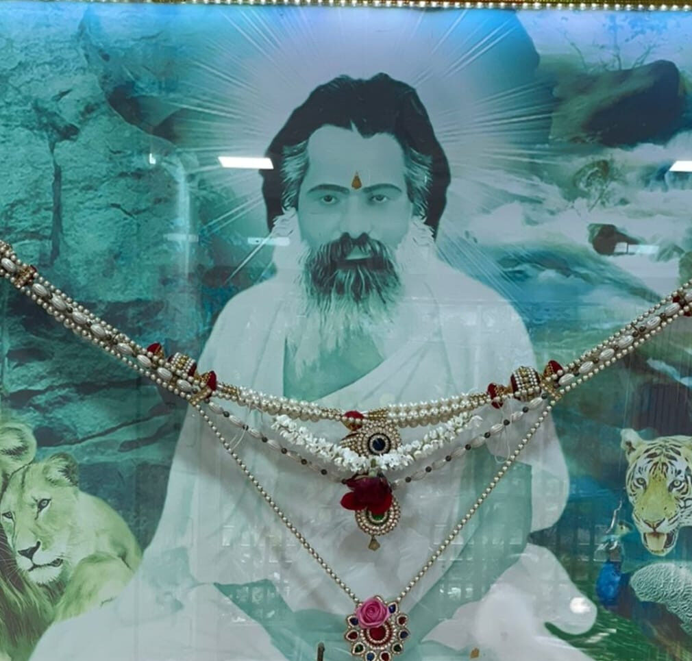भायंदर में वसंत पंचमी महोत्सव: आचार्य विजय शांति सुरीश्वरजी महाराज साहेब की स्मृति में भव्य आयोजन 1 WhatsApp Image 2025 01 09 at 12.42.30 PM e1736415283342