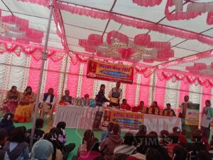 पीएम श्री बालिका विद्यालय में लगा करियर मेला, बालिकाओं ने जाने करियर के अवसर 2 WhatsApp Image 2025 01 12 at 2.22.06 PM