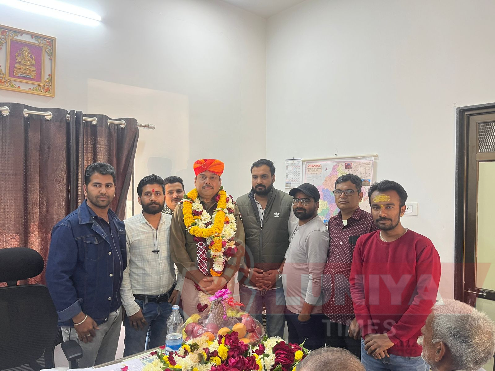 भाजपा युवा मोर्चा सादडी ने किया CI सोढा का स्वागत 1 WhatsApp Image 2025 01 19 at 7.02.16 PM