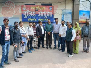 नेशनल मीडिया प्रेस क्लब जिला कमेटी द्वारा पुलिस कमिश्नर कार्यालय पहुंचकर पत्रकार पर लगे फर्जी मुकदमे की निष्पक्ष जांच कराने व पीड़ित पत्रकार को न्याय दिलाने के संबंध में दिया ज्ञापन 3 1003376242