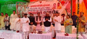 केंद्रीय पर्यावरण मंत्री ने 9.36 करोड़ रुपये के 154 विकास कार्यों का किया उद्घाटन, युवाओं को दिया "हिट भी-फिट भी" का संदेश 2 187483 Image 21d456a8 81ee 45c9 8e62 d8007ab6abc3