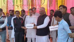 केंद्रीय पर्यावरण मंत्री ने 9.36 करोड़ रुपये के 154 विकास कार्यों का किया उद्घाटन, युवाओं को दिया "हिट भी-फिट भी" का संदेश 3 187483 Image 956dce3c 63ad 4743 a18d 6cb731e6f7d6