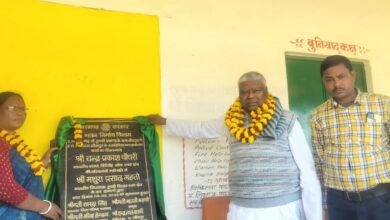 टुण्डी में विकास कार्यों में आईं तेजी क़रीब आठ करोड़ रुपए लागत की योजना जनता को समर्पित 12 IMG 20250210 WA0005