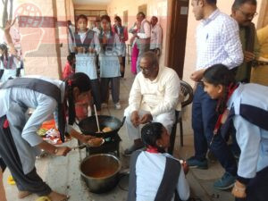 डीएमबी राउमावि सादड़ी में कैरियर मेले का आयोजन, विद्यार्थियों ने दिखाया उत्साह 4 IMG 20250210 WA0077