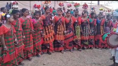 टुण्डी में बाबा तिलका मांझी की जन्म दिन पर रंगारंग सांस्कृतिक कार्यक्रम आयोजित 14 IMG 20250211 WA0051