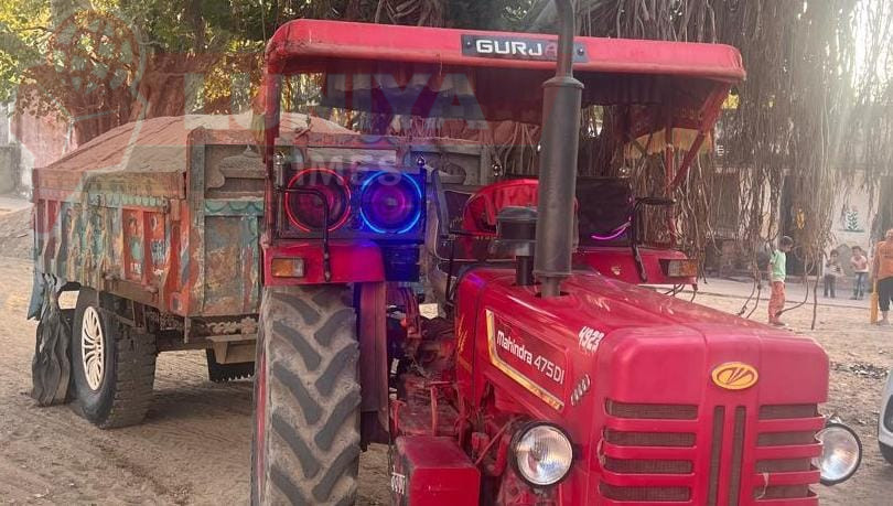 अवैध बजरी परिवहन करते पाए जाने पर ट्रैक्टर जब्त 1 IMG 20250211 WA0057