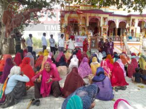 भोजरास में वित्तीय साक्षरता सप्ताह का किया गया आयोजन, जिसकी थीम वित्तीय समझदारी समृद्ध नारी 5 IMG 20250226 WA0011