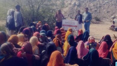 दौलतपुरा में वित्तीय साक्षरता शिविर का आयोजन, ग्रामीणों को बैंकिंग योजनाओं की दी गई जानकारी 9 WhatsApp Image 2025 02 01 at 2.41.56 PM