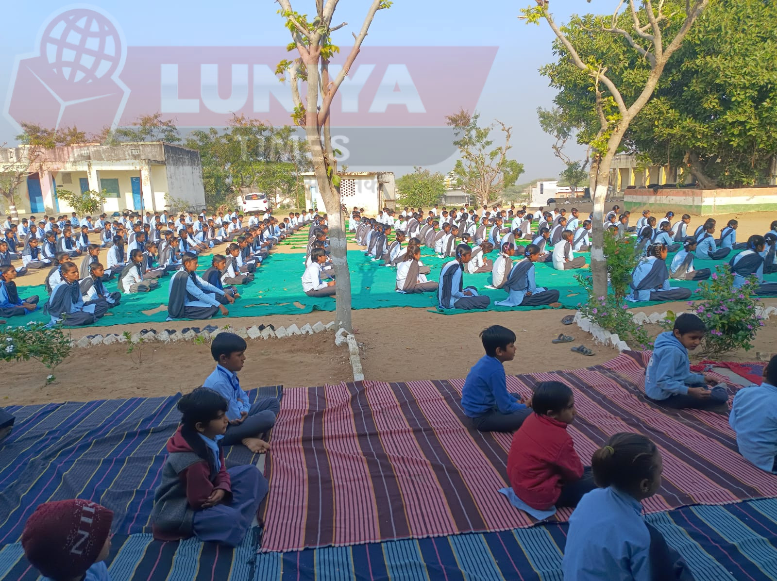 मेगडदा में सुर्य नमस्कार कार्यक्रम का आयोजन, ग्रामीणों व विद्यालय स्टाफ ने भाग लिया 1 WhatsApp Image 2025 02 03 at 4.27.28 PM