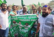 टुण्डी विधायक हजारों कार्यकर्ताओं के साथ पहुंचे स्थापना दिवस समारोह स्थल प्रदेश नेतृत्व भीड़ देखकर हुए गदगद 4 WhatsApp Image 2025 02 04 at 8.12.05 PM
