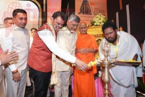 मंदिरों को सामाजिक समानता के केंद्र के रूप में विकसित किया जाना चाहिए : देवेंद्र फडणवीस 5 WhatsApp Image 2025 02 18 at 11.53.26 AM