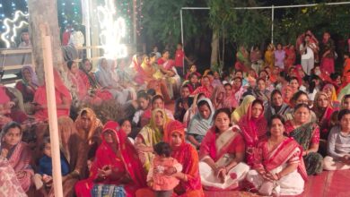 रानी में खाटू श्याम मंदिर में भव्य फाग उत्सव का आयोजन 8 WhatsApp Image 2025 02 28 at 11.05.50 PM