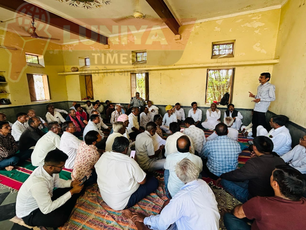 राव भूणा समाज संस्थान की बैठक में भवन निर्माण हेतु आर्थिक सहयोग की घोषणा 1 WhatsApp Image 2025 03 11 at 11.54.12 AM