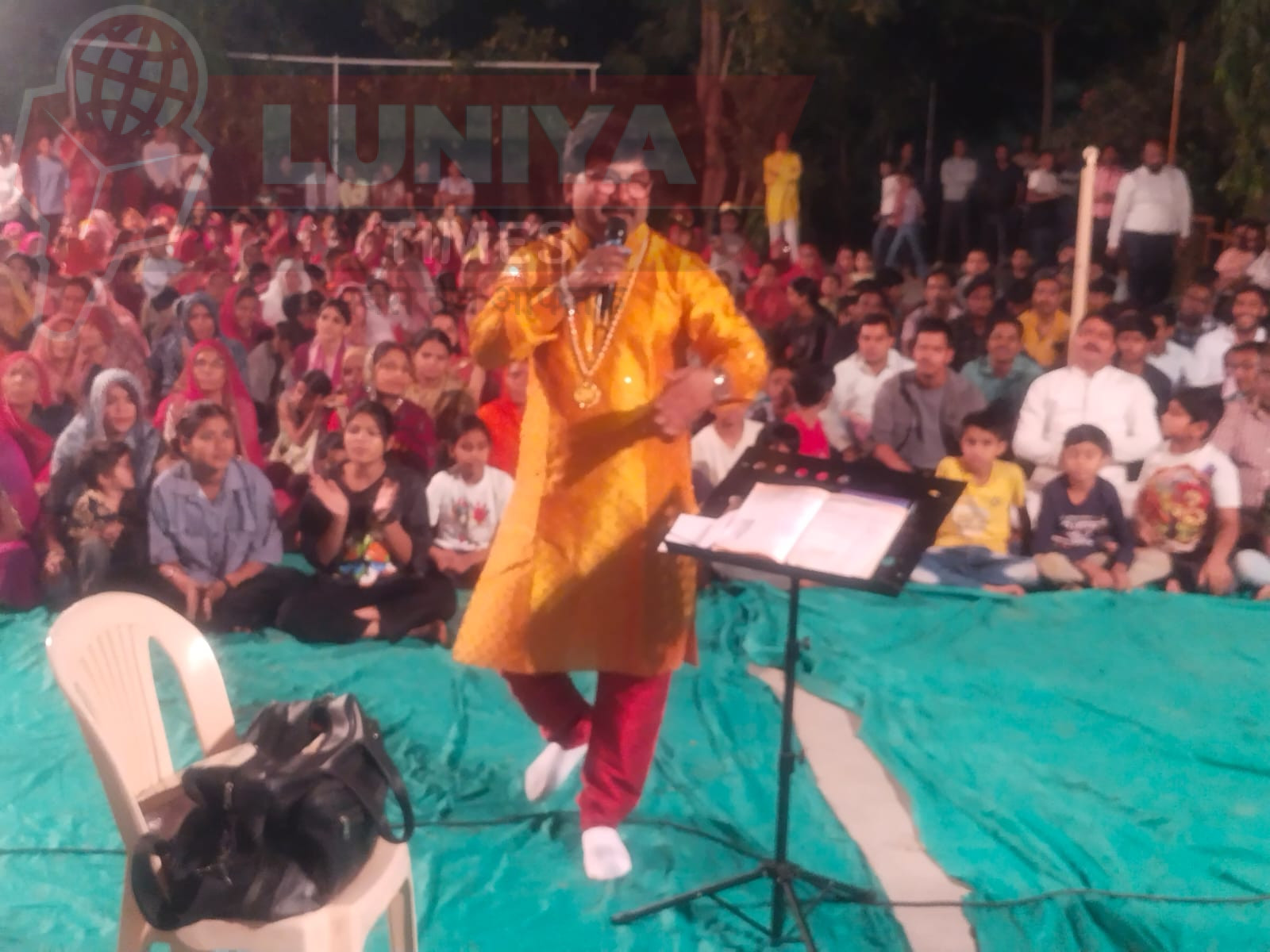 नर्बेश्वर महादेव विकास संस्थान द्वारा आयोजित खाटू श्याम में होली महोत्सव में भजन संध्या का आयोजन हुआ 1 WhatsApp Image 2025 03 11 at 12.25.35 AM