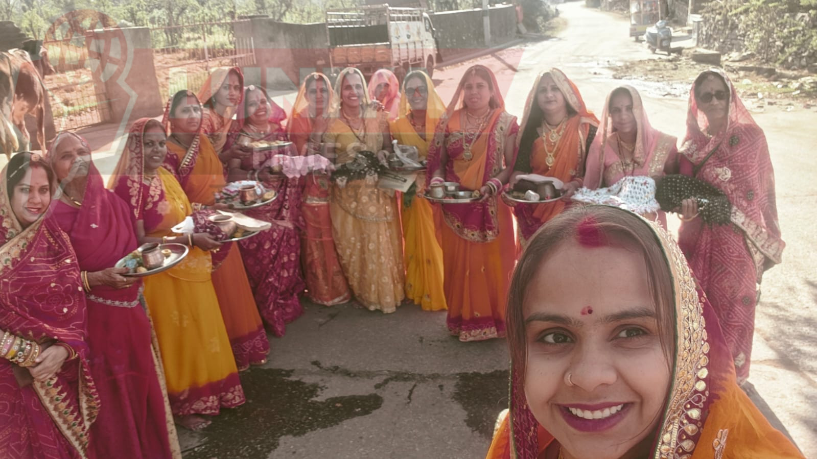 गुरलाँ में महिलाओं ने पूरे श्रद्धा-भाव से मनाया दशा माता का पर्व, परिवार की सुख-समृद्धि की कामना की 1 WhatsApp Image 2025 03 24 at 11.46.27 AM