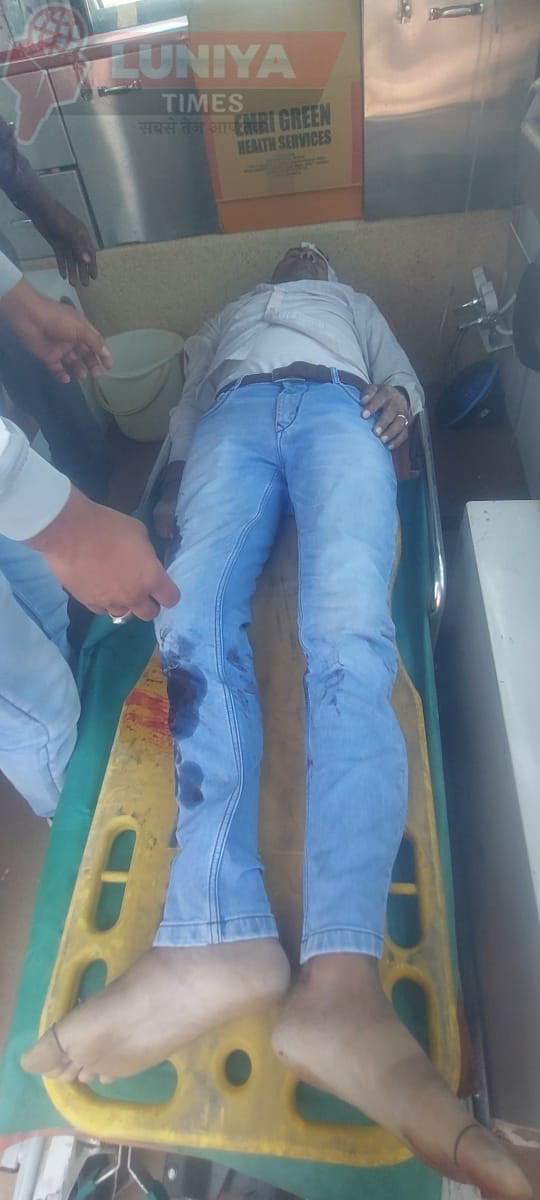 सड़क दुर्घटना में मोटरसाइकिल सवार गंभीर रूप से घायल 1 WhatsApp Image 2025 03 24 at 9.14.48 PM