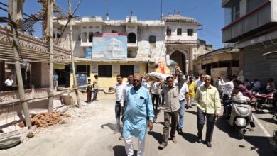शाहपुरा रहा बंद, रिटायर्ड आईएएस ललित के पवार की अर्थी का किया सांकेतिक दहन 12 WhatsApp Image 2025 03 28 at 2.16.10 PM