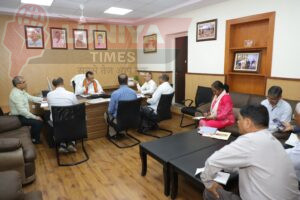 देवस्थान विभाग की योजनाओं की समीक्षा बैठक सम्पन्न, मंदिरों के जीर्णोद्धार कार्यों में आएगी तेजी 2 191047 Image 1a11def4 bde8 44ea 8ec6 5db7f7df84c6