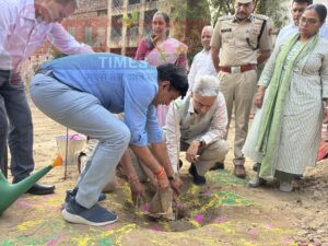 कोटपूतली-बहरोड़ में जिला स्तरीय समीक्षा बैठक आयोजित: सुशासन और जनकल्याण पर विशेष जोर 2 191609 image c33f8250 4bce 483c 883e d101c2d95504