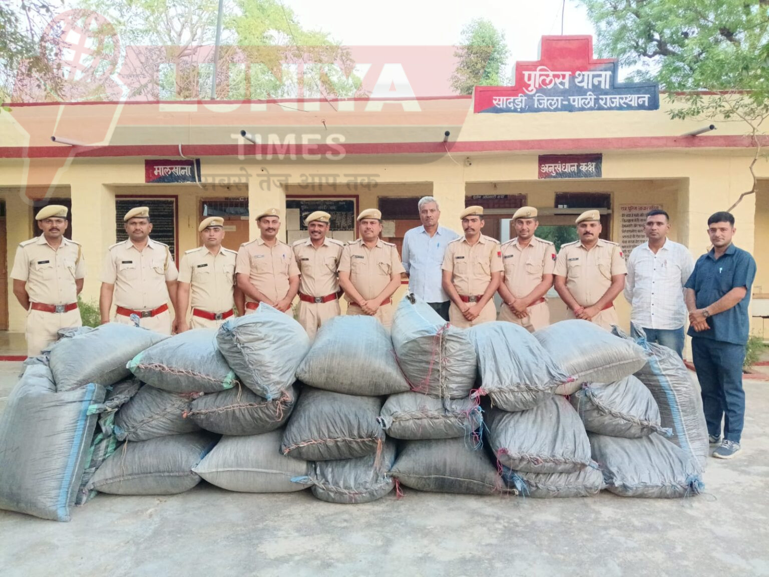 सादड़ी पुलिस की बड़ी कार्रवाई: 78 लाख रुपये का डोडा पोस्त जब्त, तस्कर फरार 1 IMG 20250420 WA0523 1536x1152 1