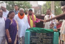 टुण्डी में अनाबद्ध निधि से 58 लाख रुपए की योजना का विधायक द्वारा शिलान्यास 10 IMG 20250421 WA0032