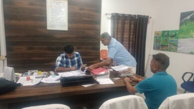 सादड़ी नगर पालिका परिसीमन में धांधली का आरोप, विपक्ष नेता ने उपखंड अधिकारी को सौंपा ज्ञापन 11 WhatsApp Image 2025 04 02 at 1.14.18 PM