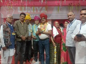देलवाड़ा चामुंडा माता मेले का भव्य आगाज़: भजन संध्या में उमड़ा श्रद्धालुओं का जनसैलाब 5 WhatsApp Image 2025 04 02 at 1.56.32 PM 1