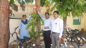 परिंदों के लिए परिंडे का अभियान शुरू 3 Whatsapp image 2025 04 07 at 1.58.37 pm (1)