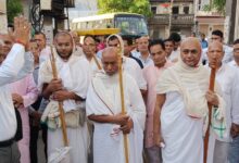 गच्छाधिपति बनने के बाद प्रथम बार फालना आगमन पर किया स्वागत 6 Whatsapp image 2025 04 17 at 6.02.46 pm