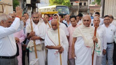 गच्छाधिपति बनने के बाद प्रथम बार फालना आगमन पर किया स्वागत 14 Whatsapp image 2025 04 17 at 6.02.46 pm