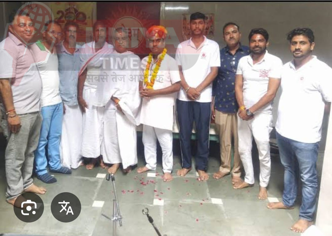 वैदिक विद्वान विनोद आर्य लोनी गाजियाबाद पूर्व नाम अल्ली अहमद हब्बारी कल पाली में 1 WhatsApp Image 2025 04 19 at 6.42.23 PM