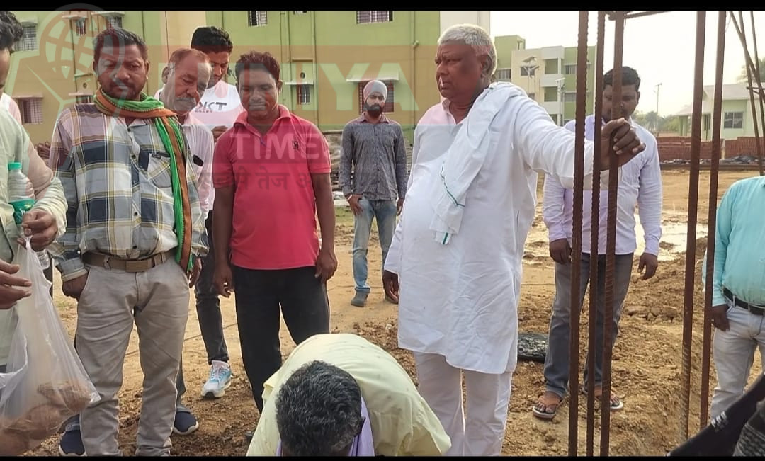 इस विद्यालय का कायाकल्प मेरा पहला प्राथमिकता - मथुरा प्रसाद महतो 1 WhatsApp Image 2025 04 19 at 6.54.25 PM