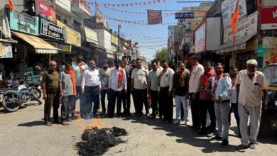 कश्मीर हमले के विरोध में भाजपा मंडल रानी ने किया विरोध प्रदर्शन, पाकिस्तान के प्रधानमंत्री का पुतला जलाया 13 WhatsApp Image 2025 04 23 at 12.37.23 PM 1