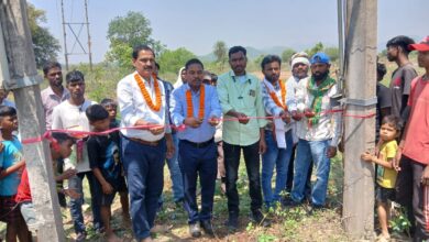 विधायक अनुज बसंत महतो द्वारा नये टांसफार्मर का उद्घाटन ग्रामीणों में खुशी का माहौल 17 WhatsApp Image 2025 04 25 at 2.21.38 PM