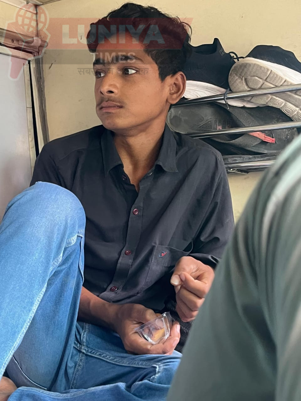 हिंगोला गांव से लापता हुआ 10वीं का छात्र महाराष्ट्र के भिवंडी में मिला 1 IMG 20250519 WA0046
