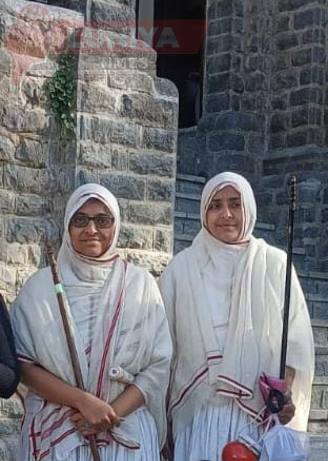 अटल टनल को पैदल पार करने वाली पहली जैन साध्वियाँ 1 अटल टनल
