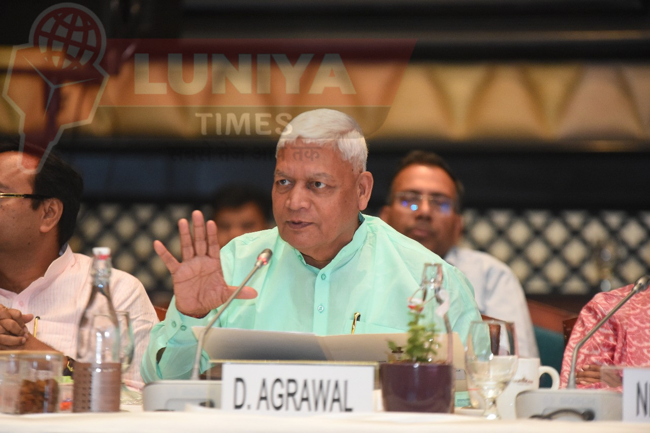 भीलवाड़ा सांसद ने पेट्रोलियम मंत्रालय की बैठक में उठाए क्षेत्रीय मुद्दे 1 IMG 20250524 WA0081