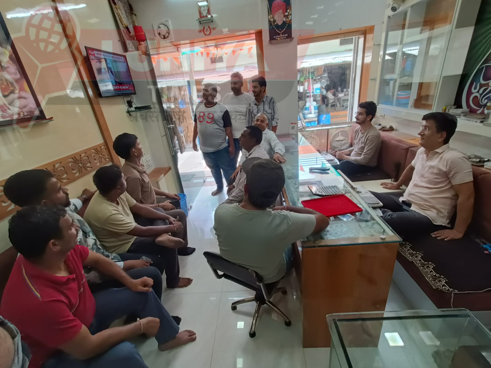 भाजपा मंडल रानी ने मन की बात कार्यक्रम सुना और निकाली तिरंगा यात्रा 1 WhatsApp Image 2025 05 25 at 2.32.22 PM