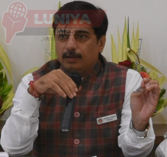 कैट और मेटा ने ‘व्यापार सखी’ कार्यक्रम किया लॉन्च — महिला व्यापारियों को डिजिटल रूप से सशक्त बनाने की पहल 1 WhatsApp Image 2025 05 30 at 9.32.56 AM