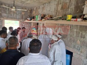 राजस्थान: अहमदाबाद विमान हादसे में मृतक जयप्रकाश के घर पहुंचे मंत्री, परिजनों को दी सांत्वना 2 1
